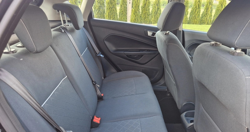 Ford Fiesta cena 20999 przebieg: 239000, rok produkcji 2012 z Wąchock małe 529